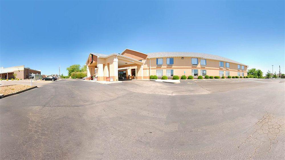 Super 8 By Wyndham Troy Il/St. Louis Area Hotel Bagian luar foto