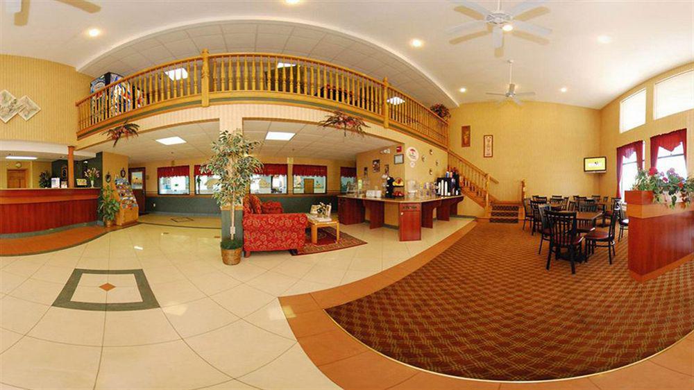 Super 8 By Wyndham Troy Il/St. Louis Area Hotel Bagian luar foto